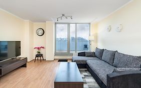 Lovely City Panorama Apartment By Polo Apartments